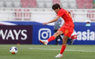 J9九游会登录入口-英超球队与德甲球队：两大联赛的竞争态势