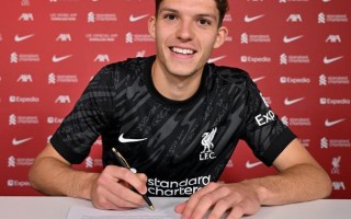 J9九游会登录入口-火箭队与太阳比赛回顾及双方数据对比