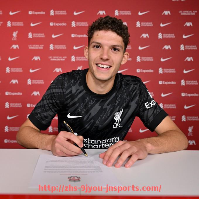 J9九游会登录入口-火箭队与太阳比赛回顾及双方数据对比